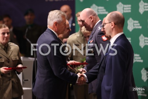  02.10.2024 WARSZAWA<br />
INAUGURACJA ROKU AKADEMICKIEGO NA WOJSKOWEJ AKADEMII TECHNICZNEJ Z UDZIALEM PREZYDENTA RP<br />
N/Z STANISLAW WZIATEK<br />
FOT. ANTONI BYSZEWSKI/FOTONEWS 