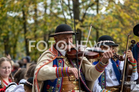  12.10.2024 SZCZAWNICA<br />
REDYK JESIENNY<br />
N/Z POCHOD GORALE<br />
FOT. MARCIN BANASZKIEWICZ/FOTONEWS  