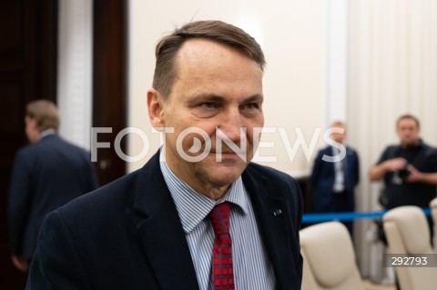  14.10.2024 WARSZAWA<br />
POSIEDZENIE RADY MINISTROW<br />
N/Z RADOSLAW SIKORSKI<br />
FOT. MARCIN BANASZKIEWICZ/FOTONEWS  