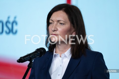  22.10.2024 WARSZAWA<br />
KONFERENCJA PRASOWA POLITYKOW PIS<br />
STOP NIELEGALNEJ MIGRACJI<br />
N/Z EWA LENIART<br />
FOT. MARCIN BANASZKIEWICZ/FOTONEWS  