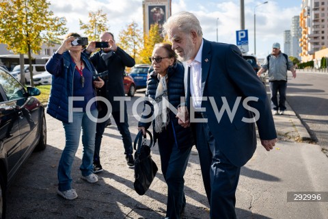  23.10.2024 GDANSK<br />
KONFERENCJA PIS W SPRAWIE ZMIANY NAZWY ULICY PREZYDENTA LECHA KACZYNSKIEGO W GDANSKU<br />
N/Z JOANNA GWIAZDA ANDRZEJ GWIAZDA<br />
 