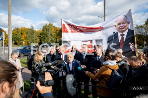  23.10.2024 GDANSK<br />
KONFERENCJA PIS W SPRAWIE ZMIANY NAZWY ULICY PREZYDENTA LECHA KACZYNSKIEGO W GDANSKU<br />
N/Z ANDRZEJ GWIAZDA<br />
 