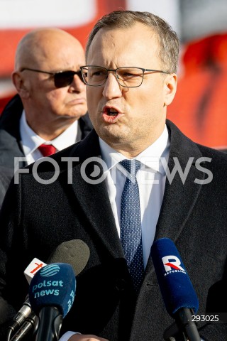  23.10.2024 GDANSK<br />
KONFERENCJA PIS W SPRAWIE ZMIANY NAZWY ULICY PREZYDENTA LECHA KACZYNSKIEGO W GDANSKU<br />
N/Z TOMASZ RAKOWSKI<br />
 