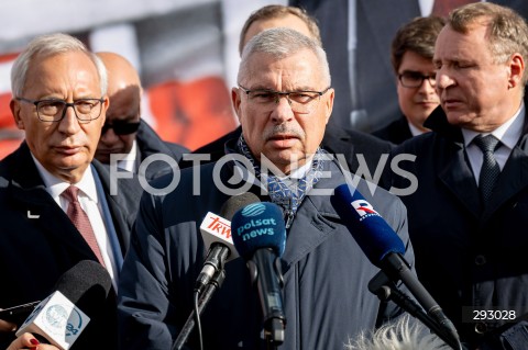  23.10.2024 GDANSK<br />
KONFERENCJA PIS W SPRAWIE ZMIANY NAZWY ULICY PREZYDENTA LECHA KACZYNSKIEGO W GDANSKU<br />
N/Z KRZYSZTOF DOSLA<br />
 