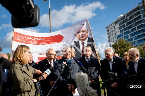  23.10.2024 GDANSK<br />
KONFERENCJA PIS W SPRAWIE ZMIANY NAZWY ULICY PREZYDENTA LECHA KACZYNSKIEGO W GDANSKU<br />
N/Z KRZYSZTOF DOSLA<br />
 