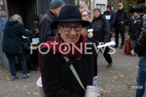  01.11.2024 WARSZAWA<br />
DZIEN WSZYSTKICH SWIETYCH<br />
N/Z MAJA KOMOROWSKA<br />
FOT. MARCIN BANASZKIEWICZ/FOTONEWS  