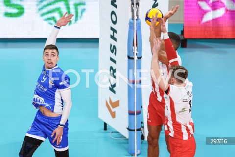  03.11.2024 RZESZOW<br />
SIATKOWKA MEZCZYZN<br />
PLUSLIGA SEZON 2024/2025<br />
PLUS LIGA POLISH MEN VOLLEYBALL LEAGUE<br />
MECZ ASSECO RESOVIA - CUPRUM STILON GORZOW <br />
N/Z ROBERT TAHT KIWKA <br />
 