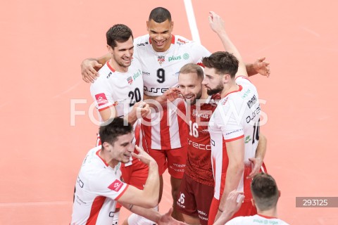  03.11.2024 RZESZOW<br />
SIATKOWKA MEZCZYZN<br />
PLUSLIGA SEZON 2024/2025<br />
PLUS LIGA POLISH MEN VOLLEYBALL LEAGUE<br />
MECZ ASSECO RESOVIA - CUPRUM STILON GORZOW <br />
N/Z GREGOR ROPRET STEPHEN BOYER PAWEL ZATORSKI BARTOSZ BEDNORZ RADOSC EMOCJE <br />
 