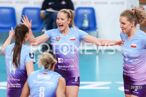  06.11.2024 RZESZOW <br />
SIATKOWKA <br />
SIATKOWKA LIGA MISTRZYN <br />
CEV CHAMPIONS LEAGUE VOLLEY 2025 WOMEN <br />
MECZ DEVELOPRES RZESZOW - MARITZA PLOVDIV <br />
N/Z MARRIT JASPER AGNIESZKA KORNELUK RADOSC EMOCJE<br />
 