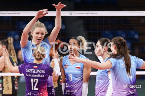  06.11.2024 RZESZOW <br />
SIATKOWKA <br />
SIATKOWKA LIGA MISTRZYN <br />
CEV CHAMPIONS LEAGUE VOLLEY 2025 WOMEN <br />
MECZ DEVELOPRES RZESZOW - MARITZA PLOVDIV <br />
N/Z AGNIESZKA KORNELUK SABRINA DE JESUS MACHADO KATARZYNA WENERSKA RADOSC EMOCJE<br />
 