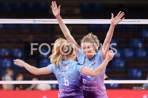  06.11.2024 RZESZOW <br />
SIATKOWKA <br />
SIATKOWKA LIGA MISTRZYN <br />
CEV CHAMPIONS LEAGUE VOLLEY 2025 WOMEN <br />
MECZ DEVELOPRES RZESZOW - MARITZA PLOVDIV <br />
N/Z AGNIESZKA KORNELUK MARRIT JASPER RADOSC EMOCJE<br />
 