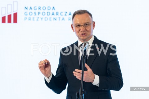  07.11.2024 LANCUT<br />
XXII EDYCJA NAGRODY GOSPODARCZEJ PREZYDENTA RP NA ZAMKU W LANCUCIE <br />
WRECZENIE NAGROD LAUREATOM <br />
N/Z PREZYDENT RP ANDRZEJ DUDA <br />
 