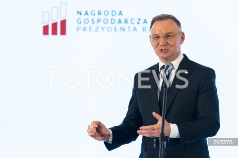  07.11.2024 LANCUT<br />
XXII EDYCJA NAGRODY GOSPODARCZEJ PREZYDENTA RP NA ZAMKU W LANCUCIE <br />
WRECZENIE NAGROD LAUREATOM <br />
N/Z PREZYDENT RP ANDRZEJ DUDA <br />
 