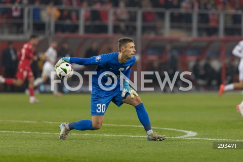  09.11.2024 LODZ <br />
PILKA NOZNA - PKO BP EKSTRAKLASA<br />
WIDZEW LODZ - ZAGLEBIE LUBIN<br />
N/Z DOMINIK HLADUN SYLWETKA<br />
 