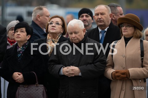  10.11..2024 WARSZAWA<br />
OBCHODY MIESIECZNCY SMOLENSKIEJ<br />
N/Z JAROSLAW KACZYNSKI ANNA ZALEWSKA JOANNA BOROWIAK<br />
FOT. MARCIN BANASZKIEWICZ/FOTONEWS  