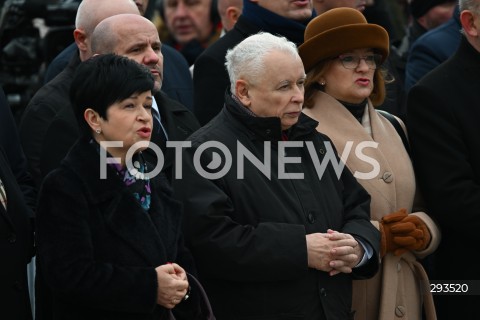  10.11..2024 WARSZAWA<br />
OBCHODY MIESIECZNCY SMOLENSKIEJ<br />
N/Z JAROSLAW KACZYNSKI JOANNA BOROWIAK<br />
FOT. MARCIN BANASZKIEWICZ/FOTONEWS  