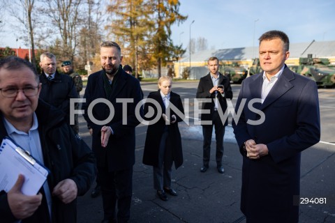  25.11.2024 RZESZOW <br />
SPOTKANIE MARSZALKA SEJMU SZYMONA HOLOWNI I MINISTRA OBRONY NARODOWEJ WLADYSLAWA KOSINIAKA KAMYSZA Z ZOLNIERZAMI 21. BRYGADY STRZELCOW PODHALANSKICH W RZESZOWIE<br />
N/Z SZYMON HOLOWNIA WLADYSLAW KOSINIAK KAMYSZ <br />
 