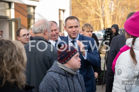  26.11.2024 SOCHACZEW<br />
KONFERENCJA PRASOWA KAROLA NAWROCKIEGO<br />
WIZYTA W WTZ SOCHACZEW<br />
N/Z KAROL NAWROCKI<br />
FOT. MARCIN BANASZKIEWICZ/FOTONEWS  