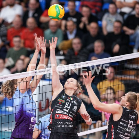  27.11.2024 RZESZOW<br />
SIATKOWKA<br />
SIATKOWKA LIGA MISTRZYN<br />
CEV CHAMPIONS LEAGUE VOLLEY 2025 WOMEN<br />
MECZ DEVELOPRES RZESZOW - A. CARRARO IMOCO CONEGLIANO <br />
N/Z JOANNA WOLOSZ AGNIESZKA KORNELUK SARAH LUISA FAHR <br />
 