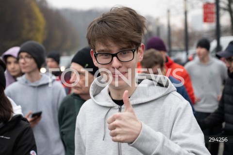  01.12.2024  WARSZAWA<br />
AKCJA DOBRY RUCH Z UDZIALEM KAROLA NAWROCKIEGO<br />
N/Z OSKAR SZAFAROWICZ<br />
FOT. MARCIN BANASZKIEWICZ/FOTONEWS  