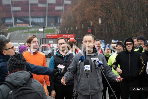  01.12.2024  WARSZAWA<br />
AKCJA DOBRY RUCH Z UDZIALEM KAROLA NAWROCKIEGO<br />
N/Z KAROL NAWROCKI SEBASTIAN KALETA WALDEMAR BUDA<br />
FOT. MARCIN BANASZKIEWICZ/FOTONEWS  