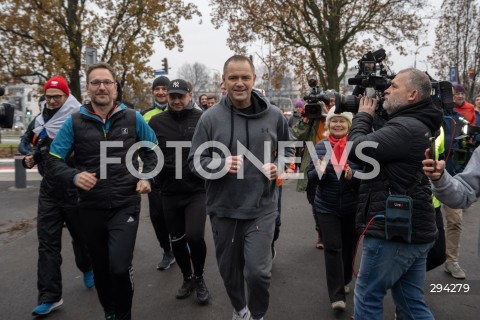  01.12.2024  WARSZAWA<br />
AKCJA DOBRY RUCH Z UDZIALEM KAROLA NAWROCKIEGO<br />
N/Z WALDEMAR BUDA KAROL NAWROCKI<br />
FOT. MARCIN BANASZKIEWICZ/FOTONEWS  