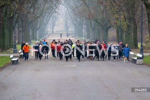  01.12.2024  WARSZAWA<br />
AKCJA DOBRY RUCH Z UDZIALEM KAROLA NAWROCKIEGO<br />
N/Z KAROL NAWRCOKI BIEGA<br />
FOT. MARCIN BANASZKIEWICZ/FOTONEWS  