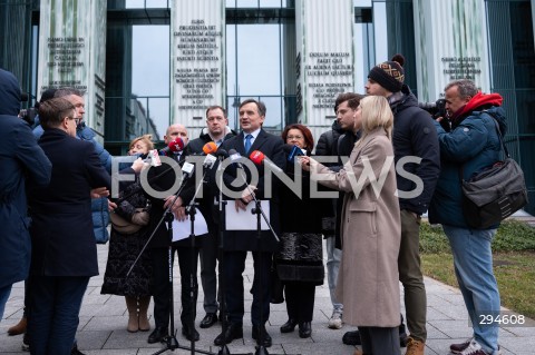  28.12.2024 WARSZAWA<br />
KONFERENCJA PRASOWA ZBIGNIEWA ZIOBRY<br />
N/Z MARIUSZ GOSEK ZBIGNIEW ZIOBRO MARIA KUROWSKA<br />
FOT. MARCIN BANASZKIEWICZ/FOTONEWS  