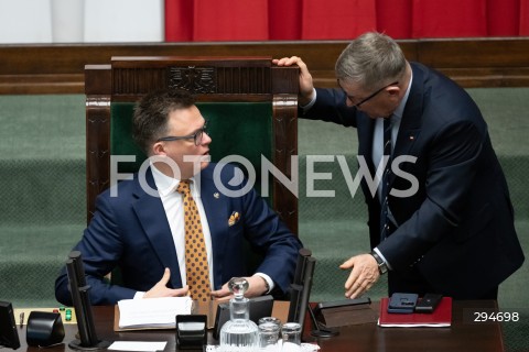  09.01.2025 WARSZAWA<br />
POSIEDZENIE SEJMU RP<br />
N/Z SZYMON HOLOWNIA ZBIGNIEW KUZMIUK<br />
FOT. MARCIN BANASZKIEWICZ/FOTONEWS  