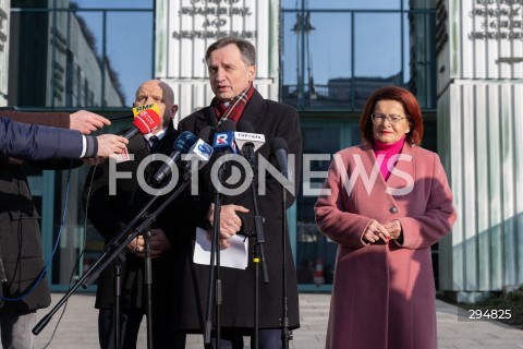  18.01.2025 WARSZAWA<br />
KONFERENCJA PRASOWA ZBIGNIEWA ZIOBRY<br />
N/Z ZBIGNIEW ZIOBRO MARIUSZ GOSEK MARIA KUROWSKA<br />
FOT. MARCIN BANASZKIEWICZ/FOTONEWS  