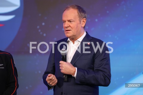  05.02.2025 WARSZAWA<br />
SPOTKANIE PREMIERA DONALDA TUSKA I MINISTRA ROZWOJU I TECHNOLOGII KRZYSZTOFA PASZYKA Z ZALOGA MISJI AX-4 W WARSZAWIE<br />
N/Z PREMIER DONALD TUSK<br />
FOT. ANTONI BYSZEWSKI/FOTONEWS 