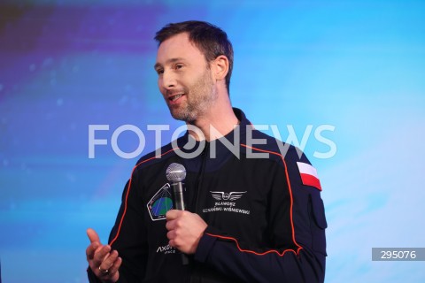  05.02.2025 WARSZAWA<br />
SPOTKANIE PREMIERA DONALDA TUSKA I MINISTRA ROZWOJU I TECHNOLOGII KRZYSZTOFA PASZYKA Z ZALOGA MISJI AX-4 W WARSZAWIE<br />
N/Z SLAWOSZ UZNANSKI - WISNIEWSKI<br />
FOT. ANTONI BYSZEWSKI/FOTONEWS 