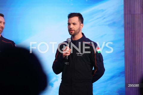  05.02.2025 WARSZAWA<br />
SPOTKANIE PREMIERA DONALDA TUSKA I MINISTRA ROZWOJU I TECHNOLOGII KRZYSZTOFA PASZYKA Z ZALOGA MISJI AX-4 W WARSZAWIE<br />
N/Z TIBOR KAPU<br />
FOT. ANTONI BYSZEWSKI/FOTONEWS 