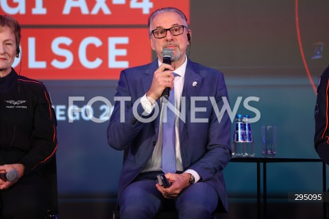  05.02.2025 WARSZAWA<br />
SPOTKANIE PREMIERA DONALDA TUSKA I MINISTRA ROZWOJU I TECHNOLOGII KRZYSZTOFA PASZYKA Z ZALOGA MISJI AX-4 W WARSZAWIE<br />
N/Z SERGIO PALUMBERI<br />
FOT. ANTONI BYSZEWSKI/FOTONEWS 