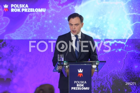  10.02.2025 WARSZAWA<br />
POLSKA - ROK PRZELOMU - WYDARZENIE Z UDZIALEM PREMIERA W GIELDZIE PAPIEROW WARTOSCIOWYCH W WARSZAWIE <br />
N/Z ANDRZEJ DOMANSKI<br />
FOT. ANTONI BYSZEWSKI/FOTONEWS 