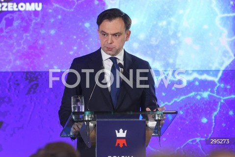  10.02.2025 WARSZAWA<br />
POLSKA - ROK PRZELOMU - WYDARZENIE Z UDZIALEM PREMIERA W GIELDZIE PAPIEROW WARTOSCIOWYCH W WARSZAWIE <br />
N/Z ANDRZEJ DOMANSKI<br />
FOT. ANTONI BYSZEWSKI/FOTONEWS 