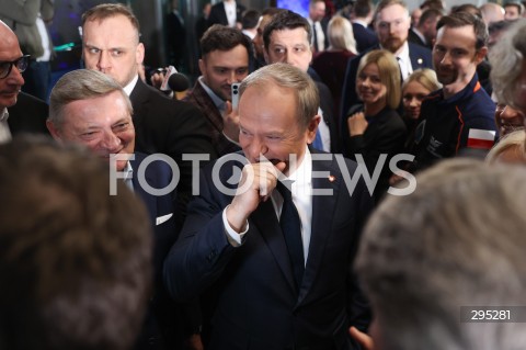  10.02.2025 WARSZAWA<br />
POLSKA - ROK PRZELOMU - WYDARZENIE Z UDZIALEM PREMIERA W GIELDZIE PAPIEROW WARTOSCIOWYCH W WARSZAWIE <br />
N/Z DONALD TUSK<br />
FOT. ANTONI BYSZEWSKI/FOTONEWS 