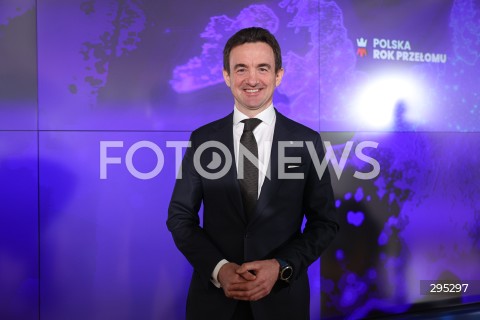  10.02.2025 WARSZAWA<br />
POLSKA - ROK PRZELOMU - WYDARZENIE Z UDZIALEM PREMIERA W GIELDZIE PAPIEROW WARTOSCIOWYCH W WARSZAWIE <br />
N/Z TOMASZ BARDZILOWSKI<br />
FOT. ANTONI BYSZEWSKI/FOTONEWS 