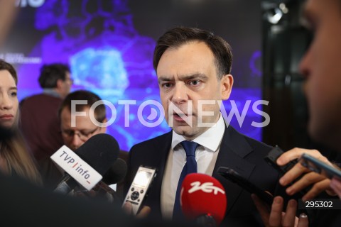  10.02.2025 WARSZAWA<br />
POLSKA - ROK PRZELOMU - WYDARZENIE Z UDZIALEM PREMIERA W GIELDZIE PAPIEROW WARTOSCIOWYCH W WARSZAWIE <br />
N/Z ANDRZEJ DOMANSKI<br />
FOT. ANTONI BYSZEWSKI/FOTONEWS 