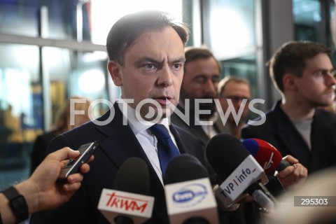  10.02.2025 WARSZAWA<br />
POLSKA - ROK PRZELOMU - WYDARZENIE Z UDZIALEM PREMIERA W GIELDZIE PAPIEROW WARTOSCIOWYCH W WARSZAWIE <br />
N/Z ANDRZEJ DOMANSKI<br />
FOT. ANTONI BYSZEWSKI/FOTONEWS 