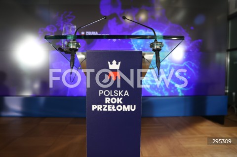  10.02.2025 WARSZAWA<br />
POLSKA - ROK PRZELOMU - WYDARZENIE Z UDZIALEM PREMIERA W GIELDZIE PAPIEROW WARTOSCIOWYCH W WARSZAWIE <br />
N/Z MOWNICA<br />
FOT. ANTONI BYSZEWSKI/FOTONEWS 