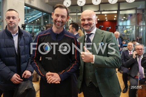  10.02.2025 WARSZAWA<br />
POLSKA - ROK PRZELOMU - WYDARZENIE Z UDZIALEM PREMIERA W GIELDZIE PAPIEROW WARTOSCIOWYCH W WARSZAWIE <br />
N/Z SLAWOSZ UZNANSKI - WISNIEWSKI RAFAL BRZOSKA<br />
FOT. ANTONI BYSZEWSKI/FOTONEWS 