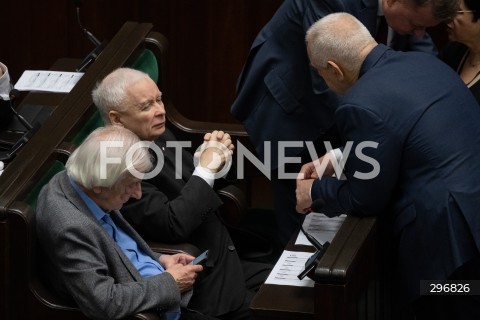  04.04.2025 WARSZAWA<br />
POSIEDZENIE SEJMU<br />
N/Z JAROSLAW KACZYNSKI JACEK SASIN RYSZARD TERLECKI<br />
FOT. MARCIN BANASZKIEWICZ/FOTONEWS  