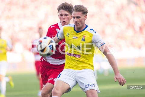  19.04.2025 LODZ <br />
PILKA NOZNA - PKO BP EKSTRAKLASA<br />
WIDZEW LODZ - MOTOR LUBLIN<br />
N/Z KAMIL CYBULSKI ARKADIUSZ NAJEMSKI<br />
 