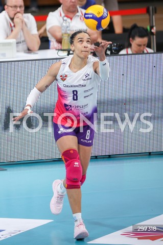  22.04.2025 RZESZOW<br />
SIATKOWKA<br />
TAURONLIGA LIGA SIATKOWKI KOBIET LSK 2024/2025<br />
POLISH WOMEN VOLLEYBALL LEAGUE<br />
FINAL - MECZ FINALOWY - 3. MECZ<br />
MECZ KS DEVELOPRES RZESZOW - LKS COMMERCECON LODZ<br />
KS DEVELOPRES RZESZOW MISTRZEM POLSKI <br />
N/Z SABRINA DE JESUS MACHADO SYLWETKA <br />
 