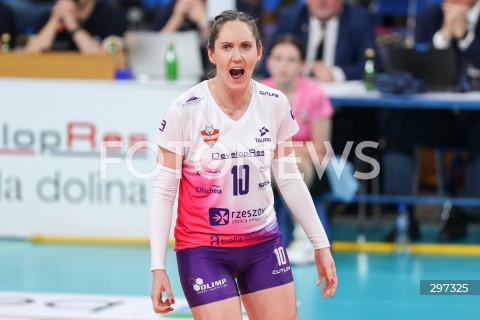  22.04.2025 RZESZOW<br />
SIATKOWKA<br />
TAURONLIGA LIGA SIATKOWKI KOBIET LSK 2024/2025<br />
POLISH WOMEN VOLLEYBALL LEAGUE<br />
FINAL - MECZ FINALOWY - 3. MECZ<br />
MECZ KS DEVELOPRES RZESZOW - LKS COMMERCECON LODZ<br />
KS DEVELOPRES RZESZOW MISTRZEM POLSKI <br />
N/Z KATARZYNA WENERSKA RADOSC EMOCJE SYLWETKA <br />
 