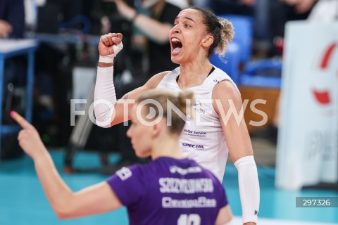 22.04.2025 RZESZOW<br />
SIATKOWKA<br />
TAURONLIGA LIGA SIATKOWKI KOBIET LSK 2024/2025<br />
POLISH WOMEN VOLLEYBALL LEAGUE<br />
FINAL - MECZ FINALOWY - 3. MECZ<br />
MECZ KS DEVELOPRES RZESZOW - LKS COMMERCECON LODZ<br />
KS DEVELOPRES RZESZOW MISTRZEM POLSKI <br />
N/Z SABRINA DE JESUS MACHADO RADOSC EMOCJE <br />
 