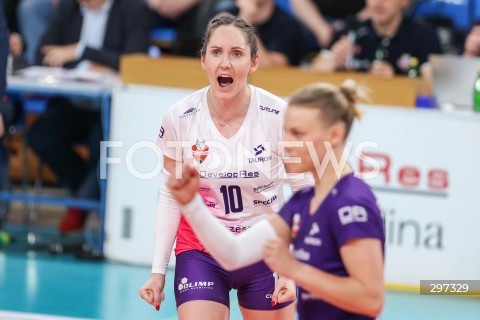  22.04.2025 RZESZOW<br />
SIATKOWKA<br />
TAURONLIGA LIGA SIATKOWKI KOBIET LSK 2024/2025<br />
POLISH WOMEN VOLLEYBALL LEAGUE<br />
FINAL - MECZ FINALOWY - 3. MECZ<br />
MECZ KS DEVELOPRES RZESZOW - LKS COMMERCECON LODZ<br />
KS DEVELOPRES RZESZOW MISTRZEM POLSKI <br />
N/Z KATARZYNA WENERSKA RADOSC EMOCJE <br />
 