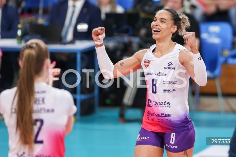  22.04.2025 RZESZOW<br />
SIATKOWKA<br />
TAURONLIGA LIGA SIATKOWKI KOBIET LSK 2024/2025<br />
POLISH WOMEN VOLLEYBALL LEAGUE<br />
FINAL - MECZ FINALOWY - 3. MECZ<br />
MECZ KS DEVELOPRES RZESZOW - LKS COMMERCECON LODZ<br />
KS DEVELOPRES RZESZOW MISTRZEM POLSKI <br />
N/Z SABRINA DE JESUS MACHADO RADOSC EMOCJE SYLWETKA <br />
 