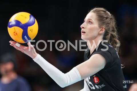  22.04.2025 RZESZOW<br />
SIATKOWKA<br />
TAURONLIGA LIGA SIATKOWKI KOBIET LSK 2024/2025<br />
POLISH WOMEN VOLLEYBALL LEAGUE<br />
FINAL - MECZ FINALOWY - 3. MECZ<br />
MECZ KS DEVELOPRES RZESZOW - LKS COMMERCECON LODZ<br />
KS DEVELOPRES RZESZOW MISTRZEM POLSKI <br />
N/Z KLAUDIA ALAGIERSKA SYLWETKA <br />
 